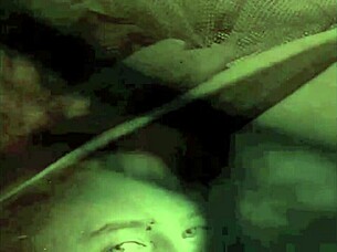 다크 랜턴이 선보이는 레트로 섹스 고백