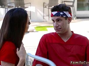 spanish stepfamily celebrates fourth of july with hardcore fucking! 🇪🇸🔥