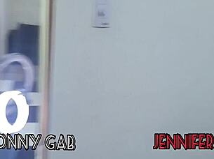 Watch aida get creampied by mutants in the wasteland?