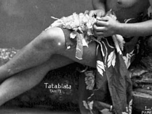 Vintage Women Exposing Natural Tits Outdoors