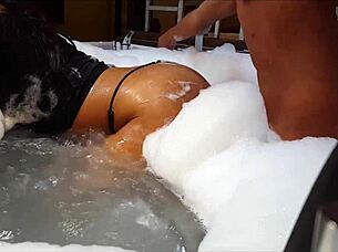 i like my boyfriends cock then we fuck in doggystyle anal