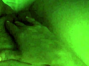 Hottie wife loves to get herself off