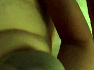 Hottie wife loves to get herself off