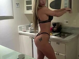 I plugged my huge dick into Olivia Wilder's tight pussy on the sofa