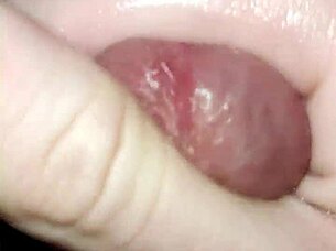 young amateur does solo massage at home 😌