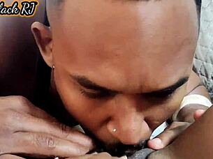 Amandinha films me licking her pussy 😋