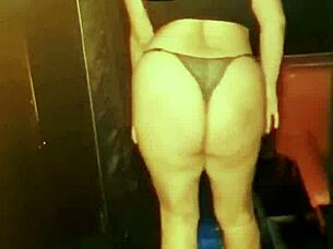 anny twerking in the swing house cinema, showing her pussy to voyeurs