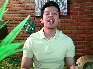 le pague a un musculoso vergon para que me quitara la virginidad relato sexual