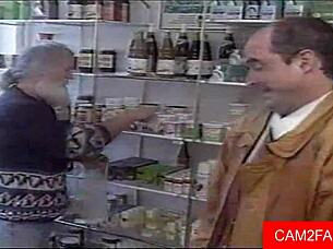 Teen 18+ Gives Intense Blowjob While Masturbating