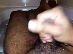 I enjoy this gay desi fun with indian guys