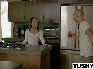 Naughty Holly Hendrix takes anal from friends hard