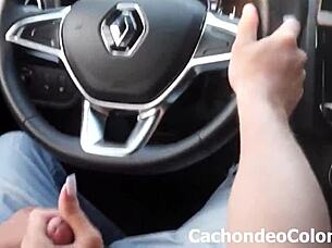 Le ofrezco a desconocida dinero a cambio de una mamada y dejarse grabar mientras le meto mi verga