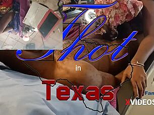 Why is that african pussy getting jammed slow?