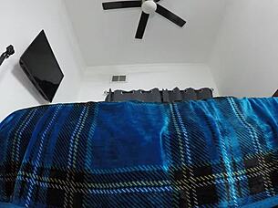 Scarlet Datz Gets Anal POV Fucking!