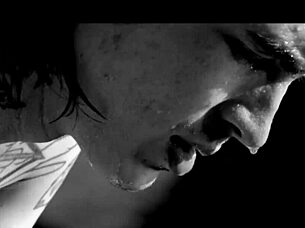 lana del rey sings about blue jeans in a casual vibe