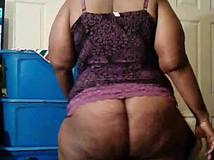 I love getting nasty with my huge soft ass