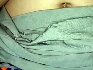 Cute Indian Couple's Hardcore Pussyfucking