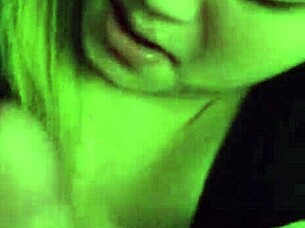 My asian gf sucking my dick 😍