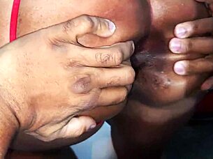 aluno goza na boca da professorinha gostosa com assfucking e cumshot