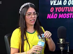 alyne lary loves taking all the cum