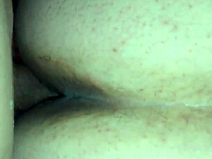 Beautiful dame Amiga's body heats up a hot hotel guest