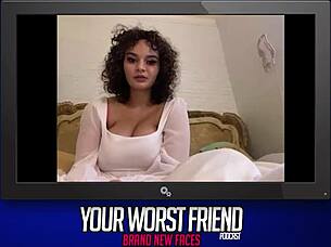 Crystal Chase blows your friend 😏