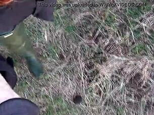 Why is broke wearing her mask in public with redhead ass exposed?