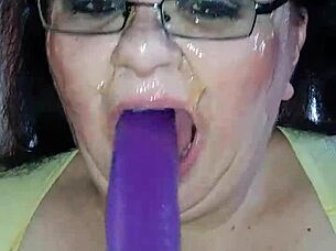 Bbw Ms Tl Uses Dildo On Her Fat Throat Deeply