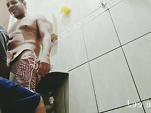 fucking trans guy in bar bathroom - cauã gabriel 😏