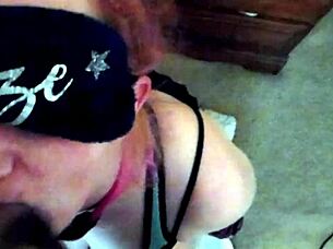 Watch her deep throat with no hands!