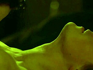 Oil those chubby tits.