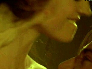 Oil those chubby tits.