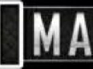 Sarah flaunts whore moves