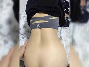 Homemade couple fucks after boyfriend returns from covid