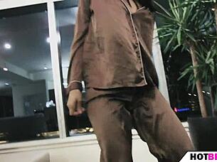 Teen Lesbians Fingering At College Party