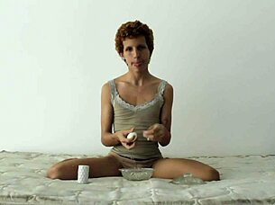 história do ovo - a hardcore gay story unfolds