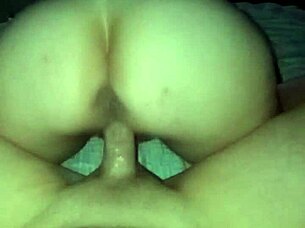 throwing her fat ass on big cock leads to huge creampie