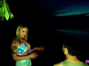 DOIS FETICHES NUMA NOITE COMECEI NO MATO