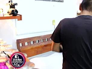 Dana Barzagli and Marysexxx88 invite a drink on Xvideos profile part 1