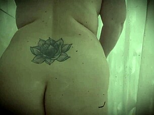 Peeking At BBW Showering.