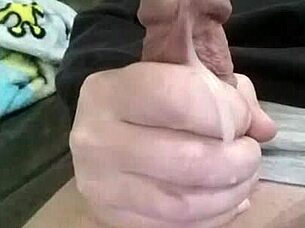 Cumshot by jerking on my wifes wifesharing video