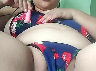 pornstar poosoo with small 18+ dildo fingering fun