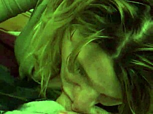 Sweetcaligirl209 hot milf gives best head in hotel 😍