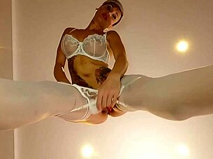 tanya virago's big tits face sit