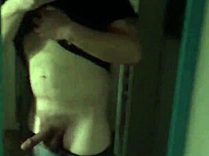 i'm a gay boy showin my dick