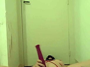 Françoise's Intriguing Self-Pleasure Session on June 11, 2023