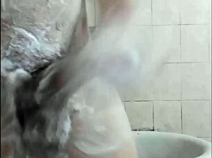 Pablo, jerk in shower?