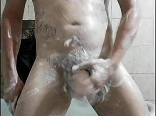 Pablo, jerk in shower?