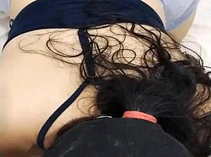 anilindura sucks her boyfriend's cock