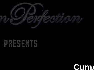 I Got Cumshot on My Face and Swallowed All the Ejaculate